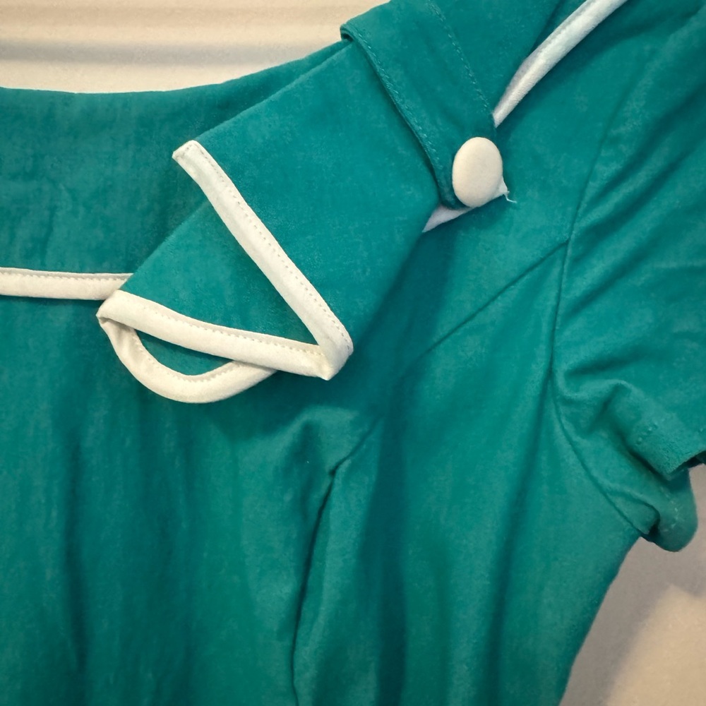 Voodoo Vixen Teal Dress with White Details - Picture 4 of 10